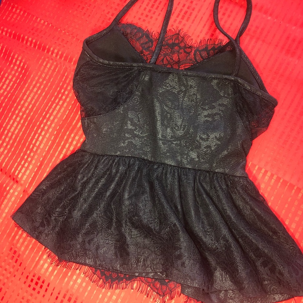 Windsor Sexy lace top - Picture 4 of 10